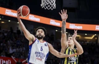 Türkiye Sigorta Basketbol Süper Ligi'inde Anadolu...