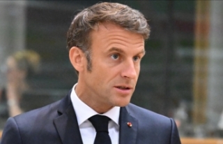 Macron, Fransa'daki olaylarla ilgili sosyal medyada...