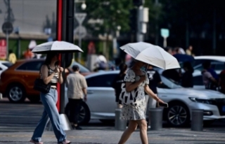 Pekin kent yönetiminden aşırı sıcaklar nedeniyle...