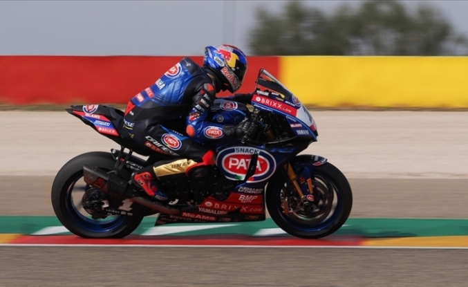 Milli motosikletçi Toprak Razgatlıoğlu, Fransa'da ilk yarışta birinci oldu